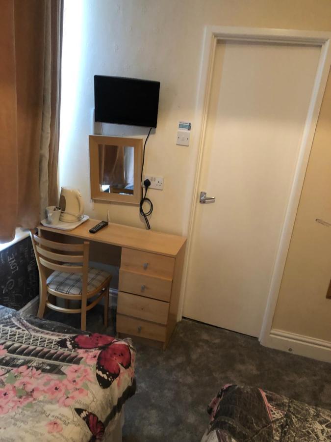 Chaplins Hotel Blackpool Buitenkant foto